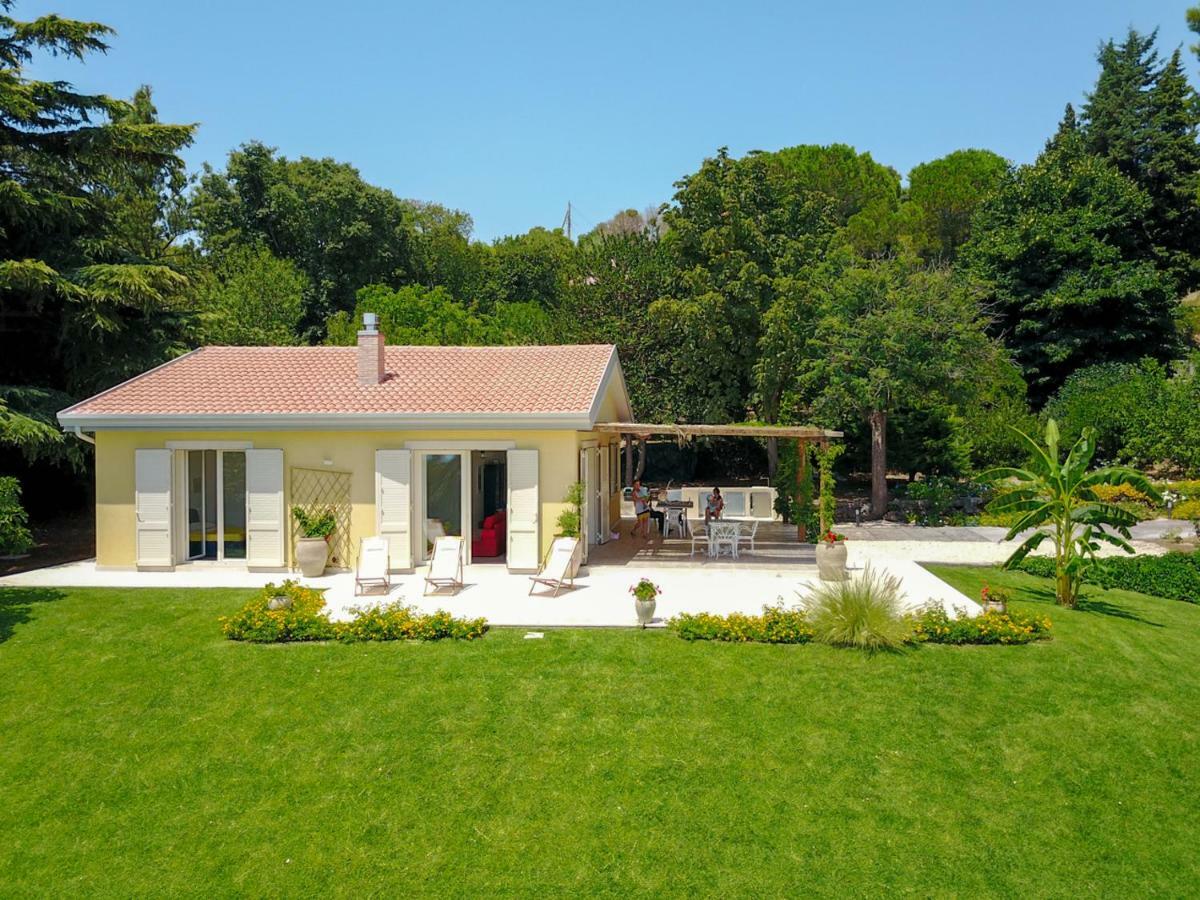 Villa Palm Hill Piedimonte Etneo Εξωτερικό φωτογραφία